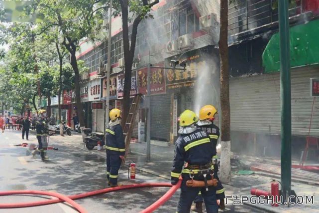 城市户外广告和招牌设施技术标准