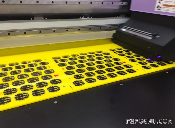 UV打印机可以打印的材质